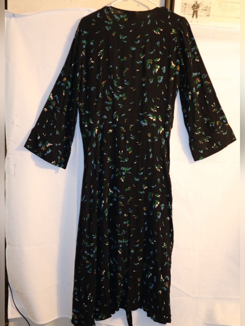 GANNI Printed Crepe Wrap Dress Verdant Green Floral Size 38 USA 6 - Picture 8 of 13